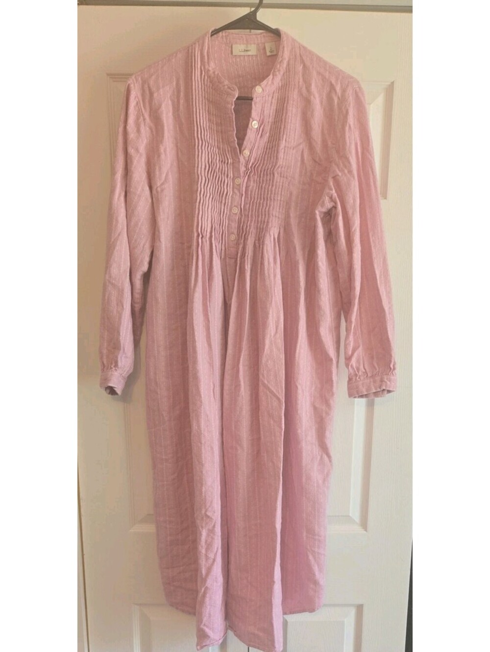 vtg Ll Bean S Long night gown 100% Cotton pintuck Cottage Core dobby oversized